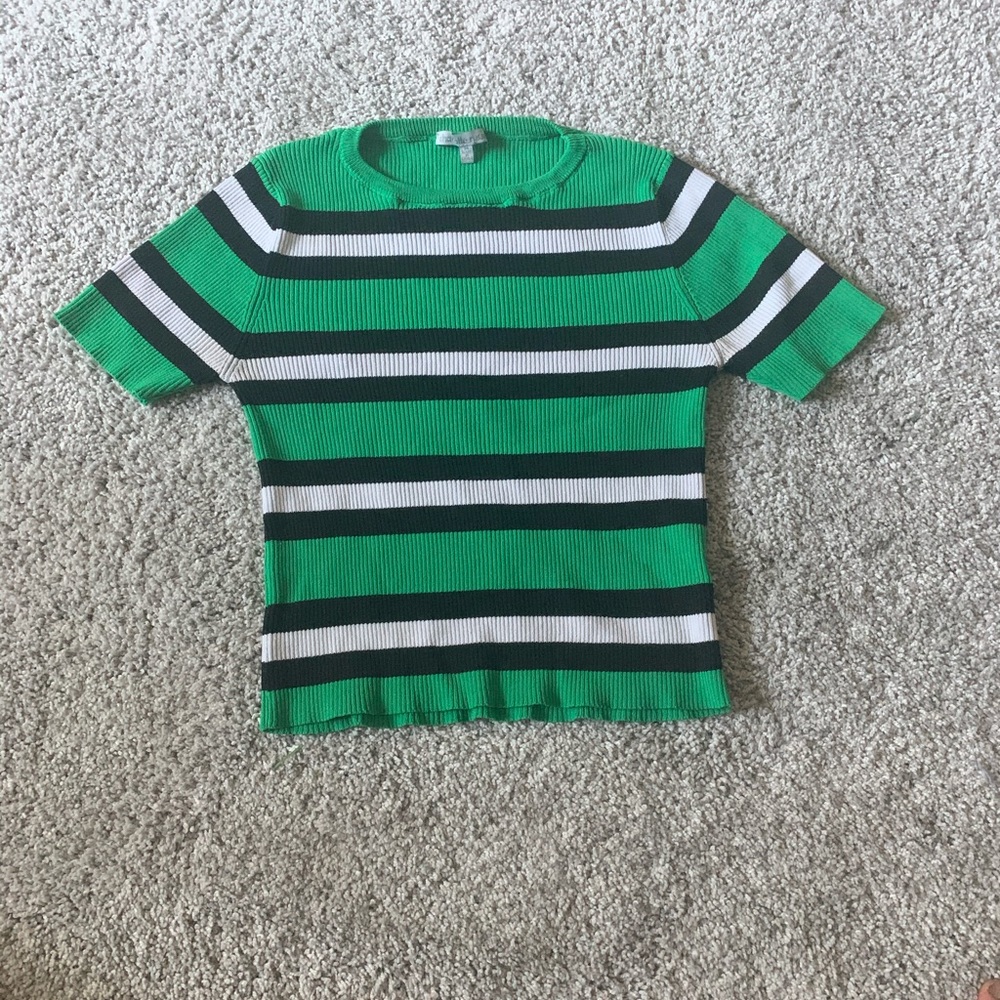 Cropped Charlotte Russe shirt